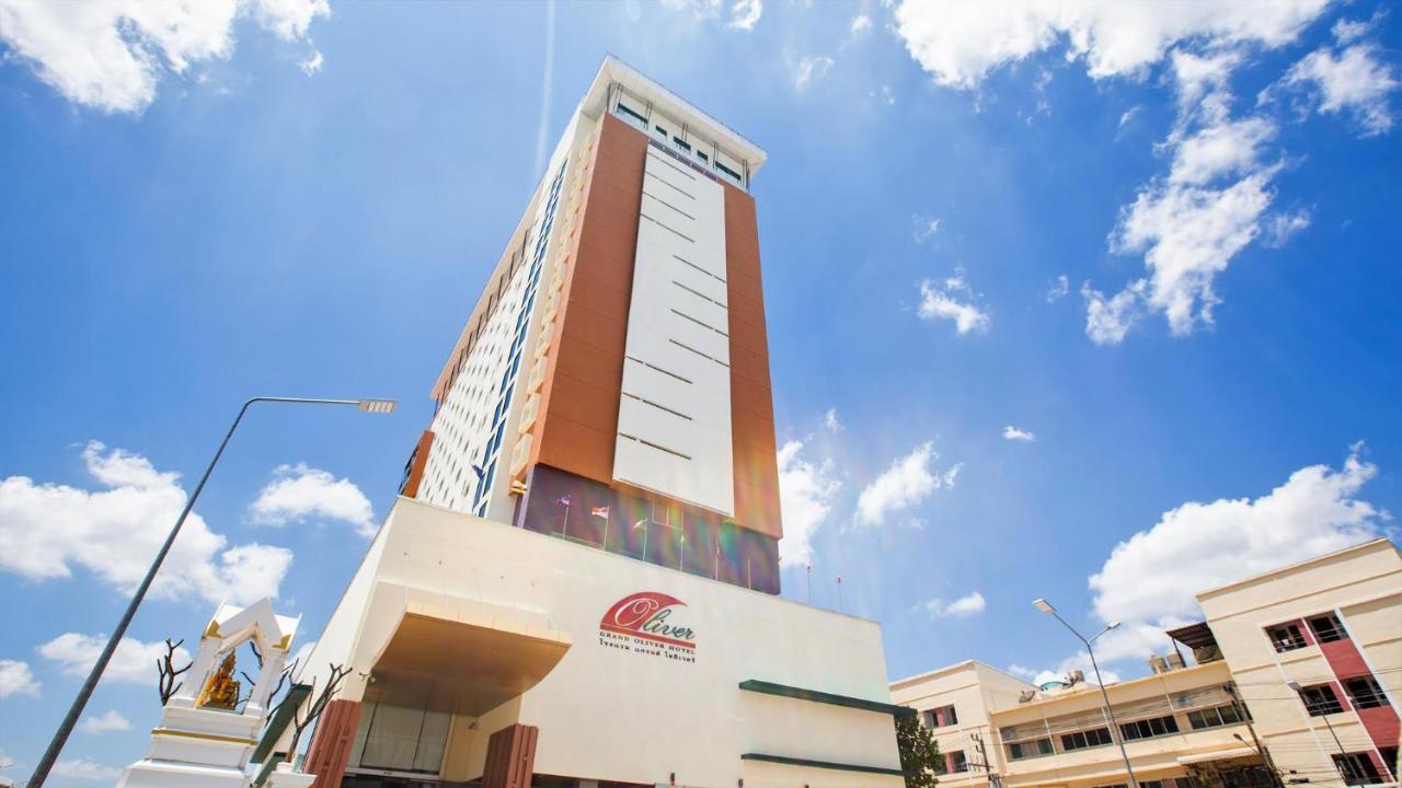 Grand Oliver Hotel Danok Sadao Екстериор снимка