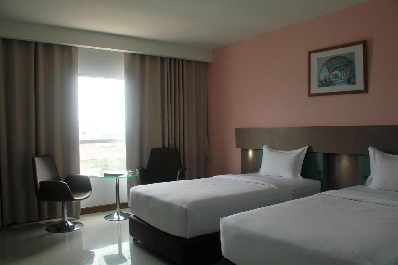 Grand Oliver Hotel Danok Sadao Екстериор снимка